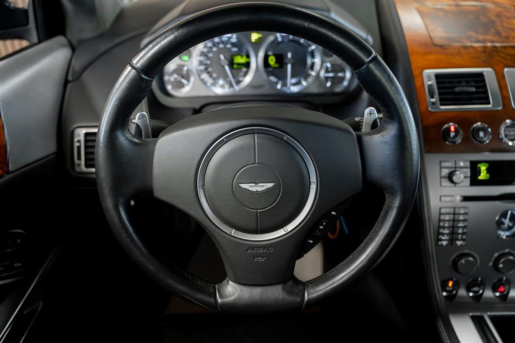 Aston Martin DB9 5,9 V12 456HK 2d 6g Aut. – Miniature 17