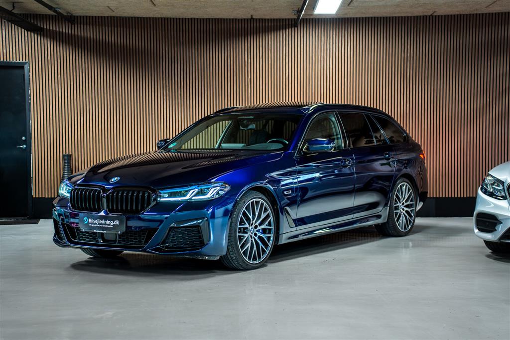 BMW 530e Touring 2,0 Plugin-hybrid M-Sport Plus Steptronic 293HK Stc 8g Aut.
