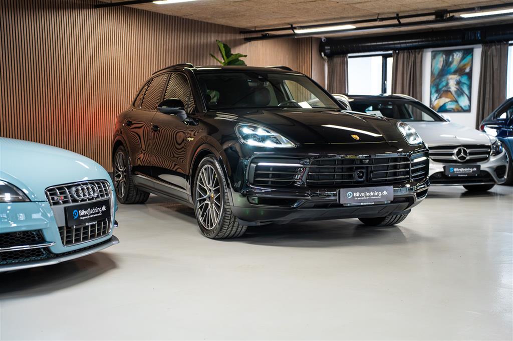 Porsche Cayenne 3,0 4WD Tiptr. 340HK 5d 8g Aut. – Miniature 10