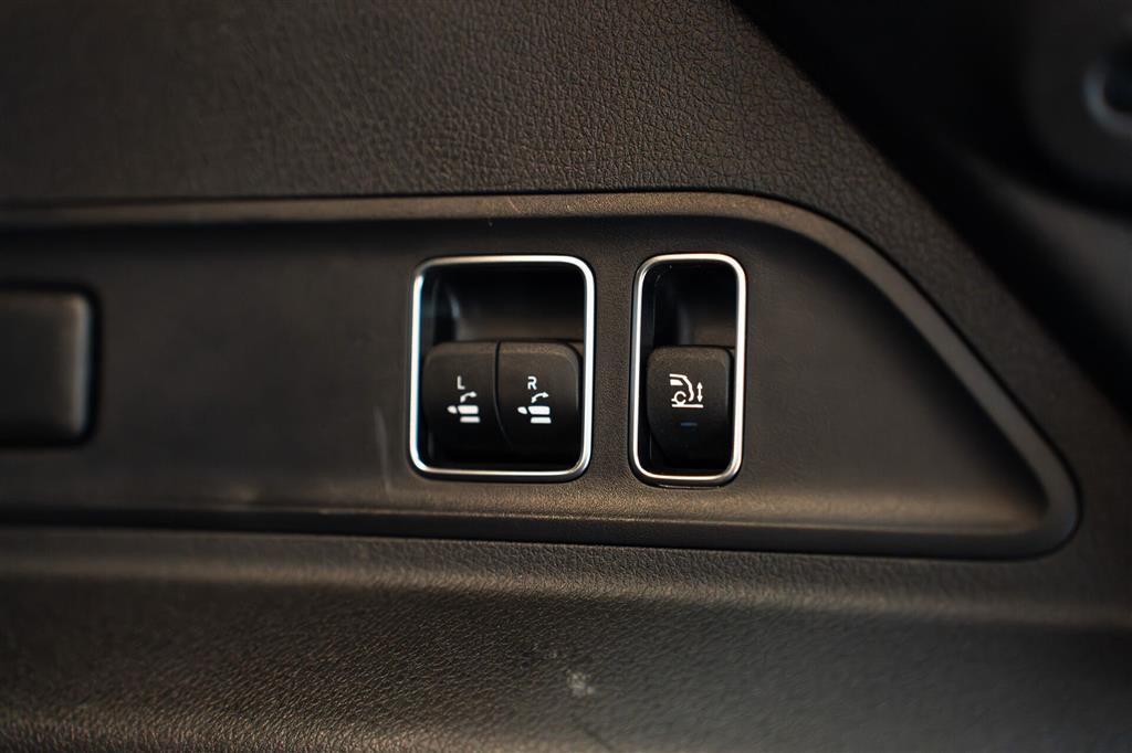 Mercedes-Benz GLE350 de 2,0 Plugin-hybrid AMG Premium Plus 4Matic 9G-Tronic 320HK 5d 9g Aut. – Miniature 18