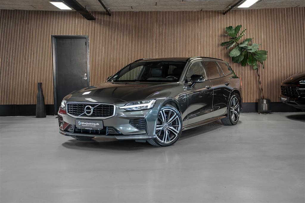 Volvo V60 2,0 T8 Twin Engine  Plugin-hybrid R-design AWD 390HK Stc 8g Aut.