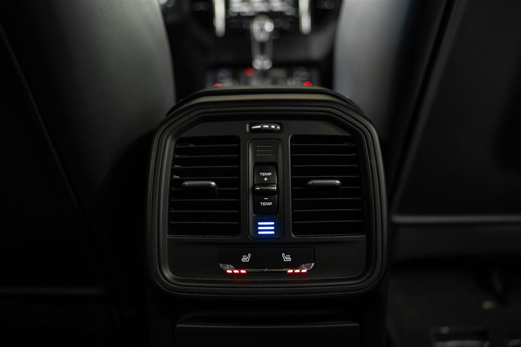 Porsche Macan Turbo 3,6 PDK 400HK 5d 7g Aut. – Miniature 18